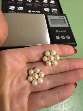 Large genuine pearl 14k yellow gold earrings